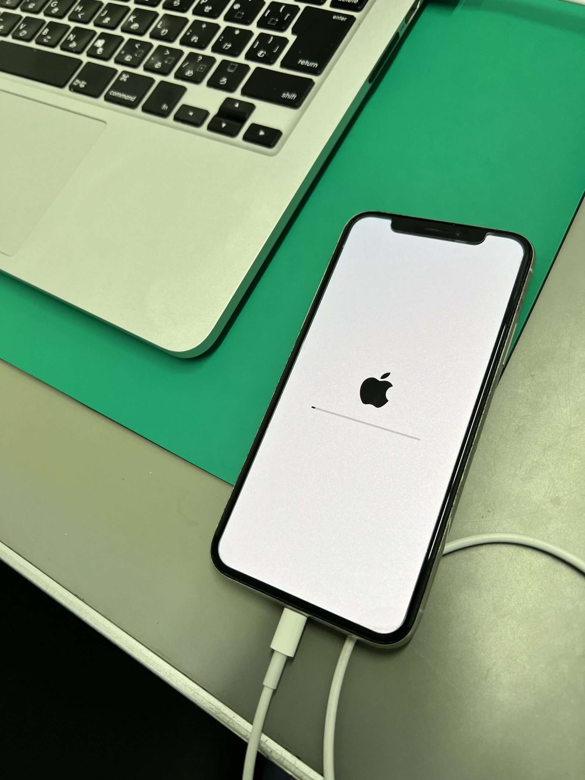 iPhone リンゴループ：「iPhoneの空き容量がありません」からのリンゴマークでフリーズから復旧しました。 株式会社TACT (タクト) ITサポート・パソコン修理